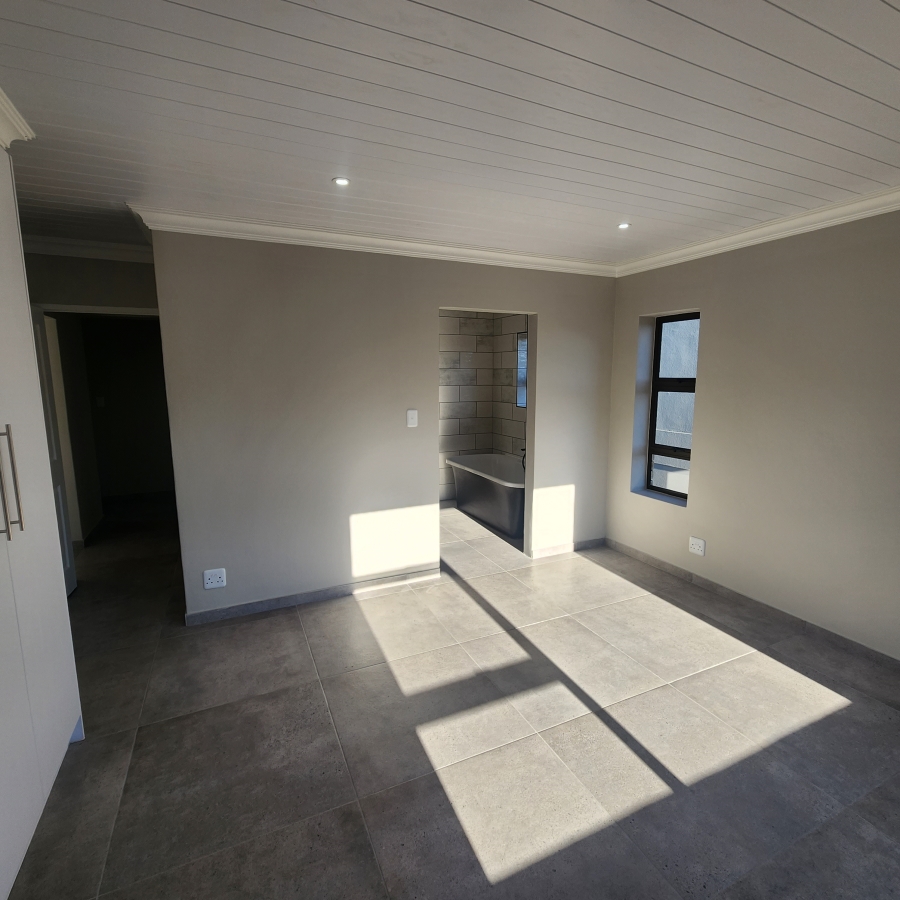 3 Bedroom Property for Sale in Dana Bay Western Cape